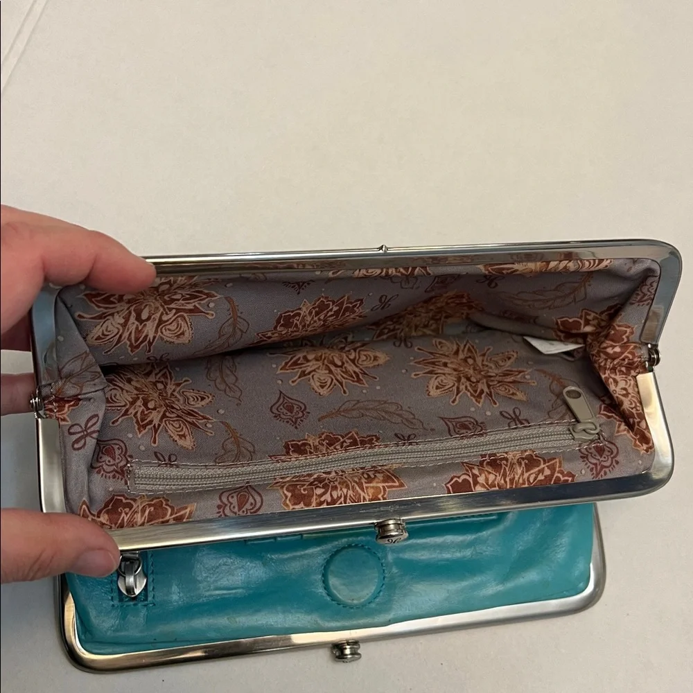 HOBO LAUREN LEATHER CLUTCH VINTAGE DISTRESSED WALLET TURQUOISE